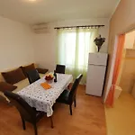 Vedrana * Zadar