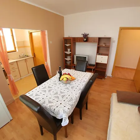 Vedrana Apartamento