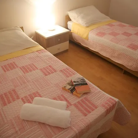 Vedrana Apartamento *