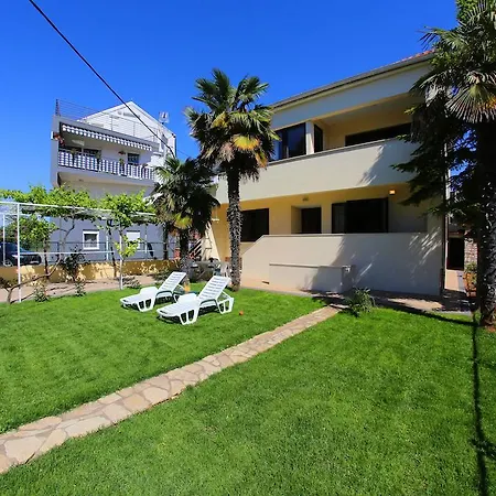 Apartment Vedrana *