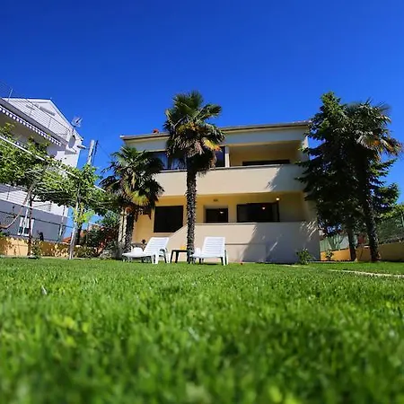 Apartment Vedrana