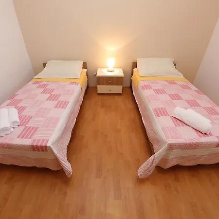 Vedrana Apartment
